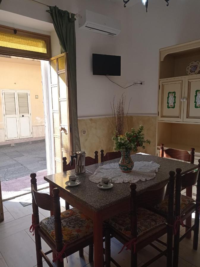 Mary Home - Casa Vacanza טאורמינה מראה חיצוני תמונה