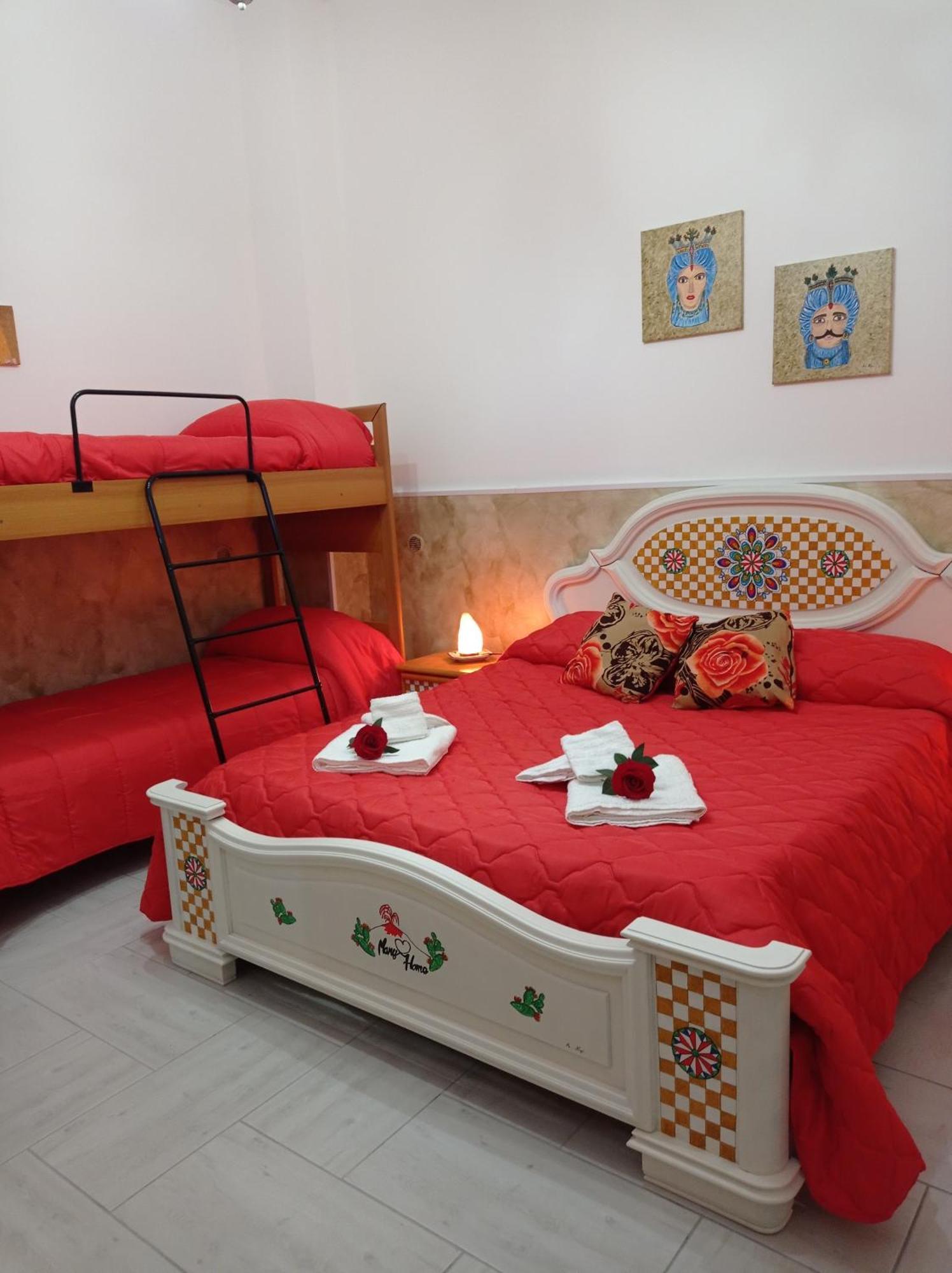 Mary Home - Casa Vacanza טאורמינה חדר תמונה